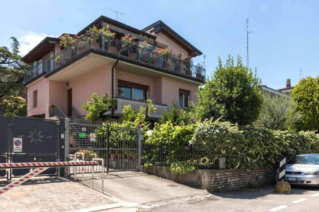 Villa Francesco Appartamento La Ruota 代森扎诺-德尔加达 外观 照片